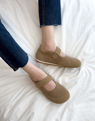 어디서나 주목받는 패션 NO1